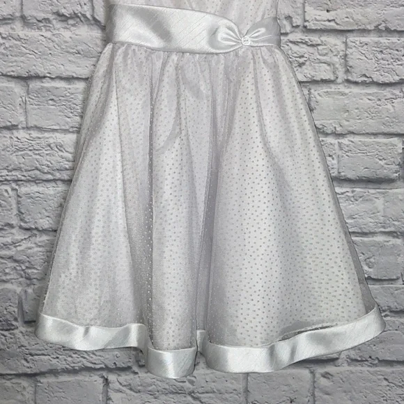 Rare Editions White Polka Dot Sleeveless Formal Dress size 5